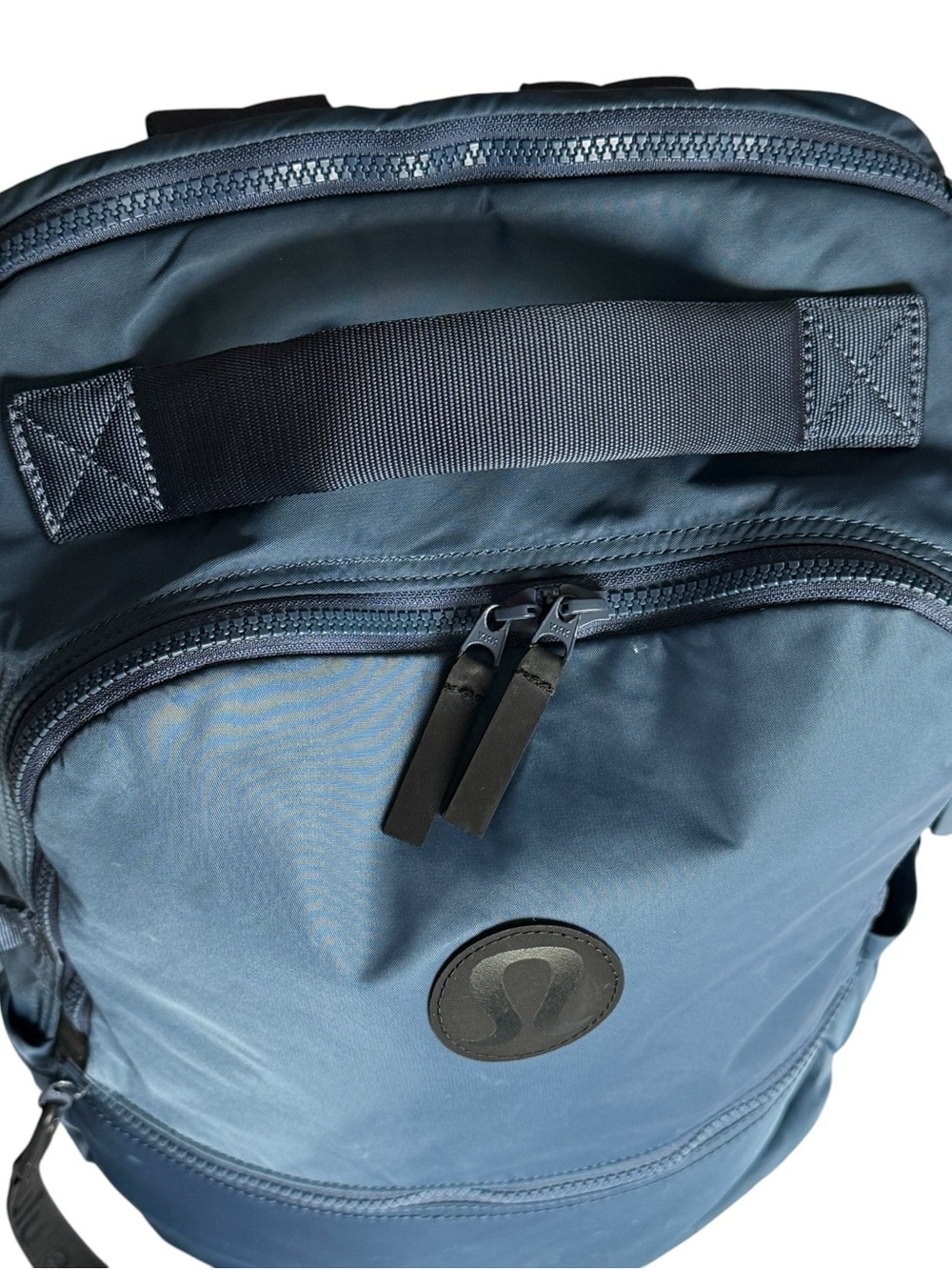 LuluLemon New Crew 22L Backpack School Hiking Camping Dark Blue Grey Biking EUC - Picture 5 of 13